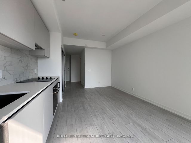 2503 - 55 Mercer St W