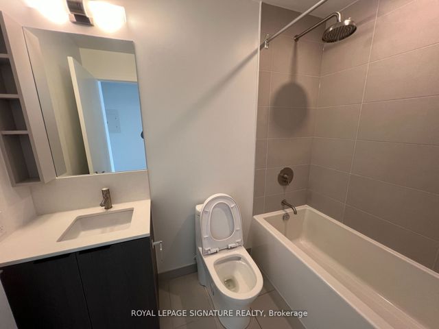 2503 - 55 Mercer St W