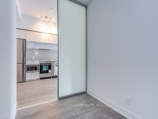 2901 - 181 Dundas St E