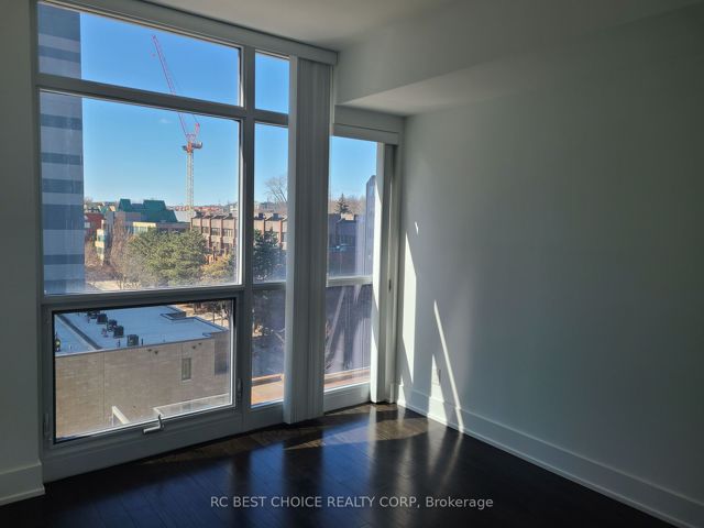 405 - 170 Avenue Rd