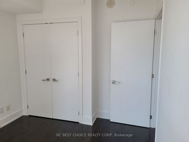 405 - 170 Avenue Rd