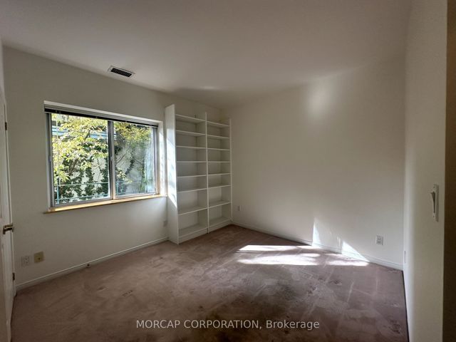 109 - 600 Eglinton Ave E