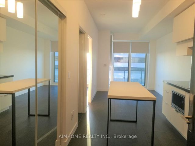 2703 - 8 Eglinton Ave E
