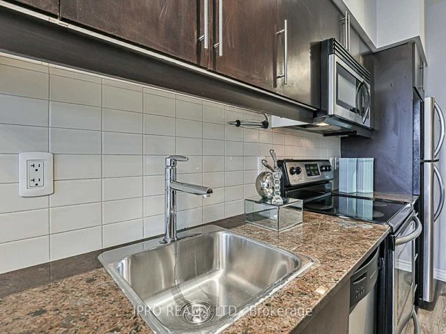 613 - 2885 Bayview Ave