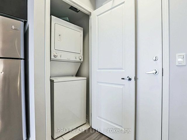 613 - 2885 Bayview Ave
