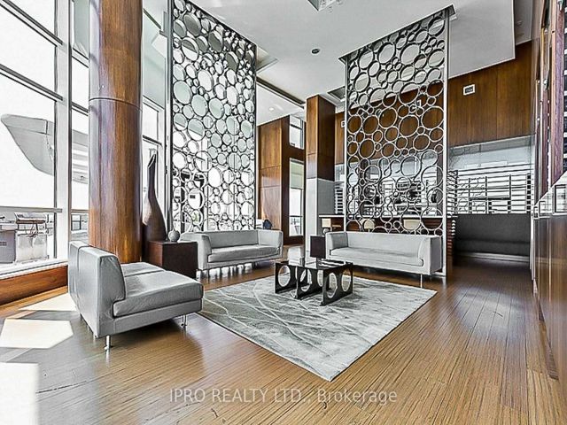 613 - 2885 Bayview Ave