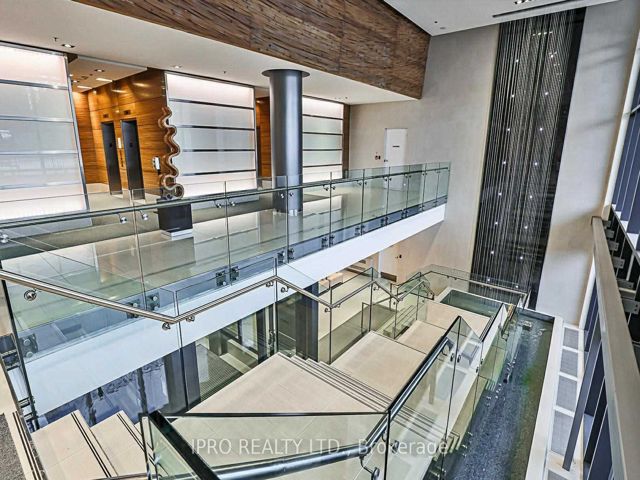 613 - 2885 Bayview Ave