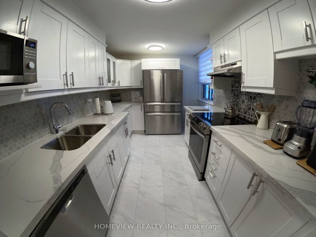 701 - 5 Old Sheppard Ave