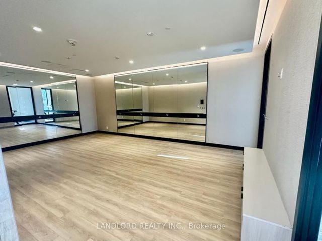 201 - 2020 Bathurst St