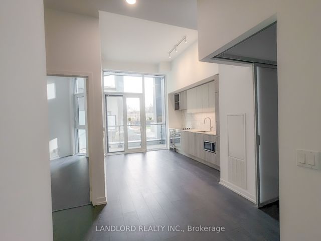 201 - 2020 Bathurst St