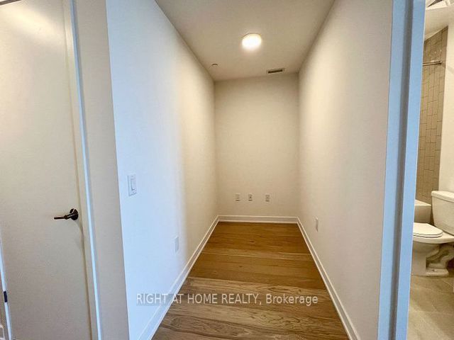 3201 - 130 River St