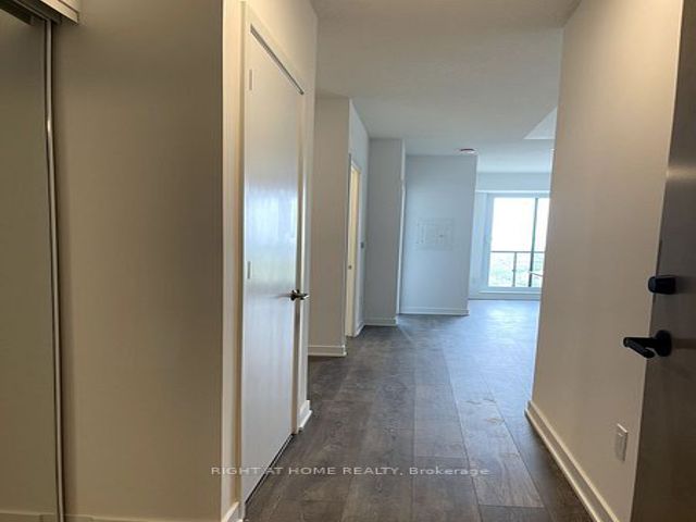 3201 - 130 River St