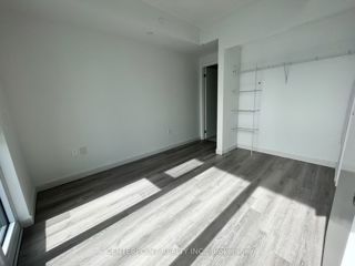 2717 - 230 Simcoe St