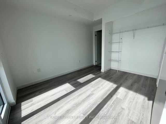 2717 - 230 Simcoe St