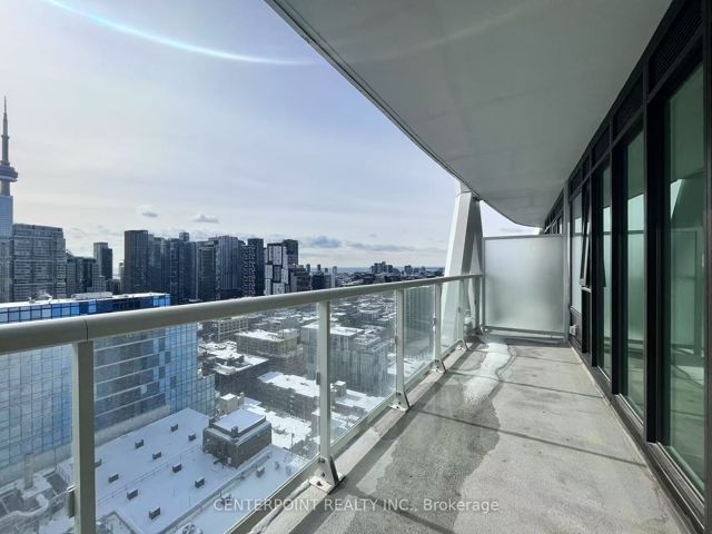 2717 - 230 Simcoe St