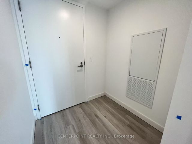 2717 - 230 Simcoe St