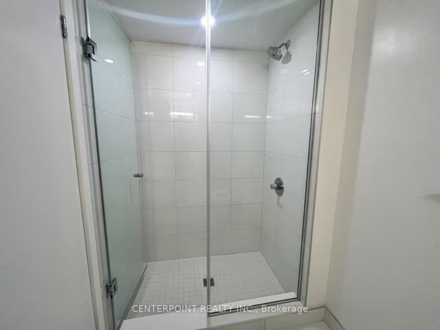 2717 - 230 Simcoe St