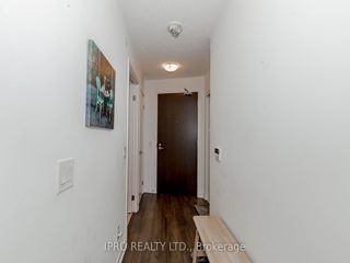 1705 - 219 Dundas St E