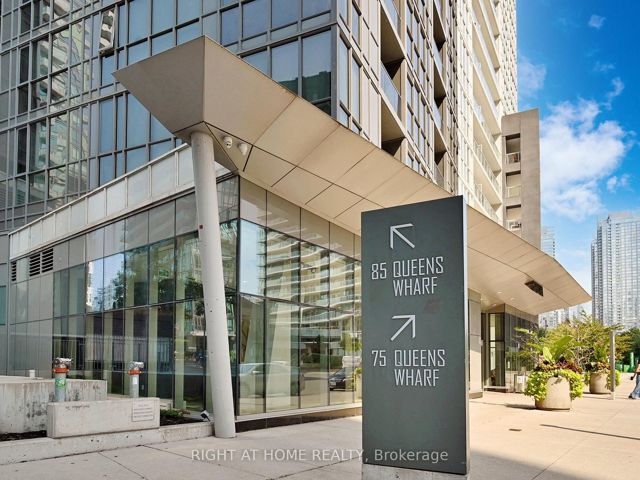 1610 - 85 Queens Wharf Rd