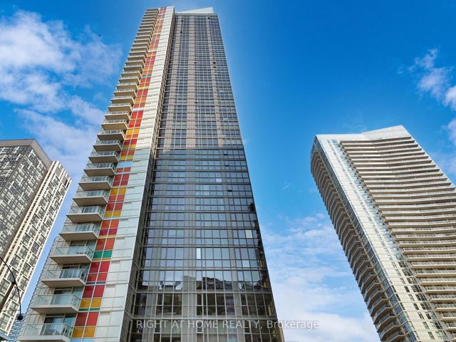 1610 - 85 Queens Wharf Rd