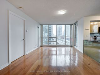 1202 - 16 Yonge St