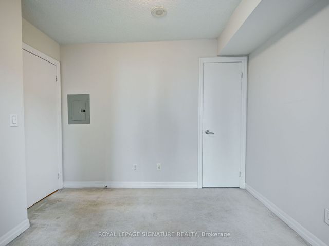 1202 - 16 Yonge St