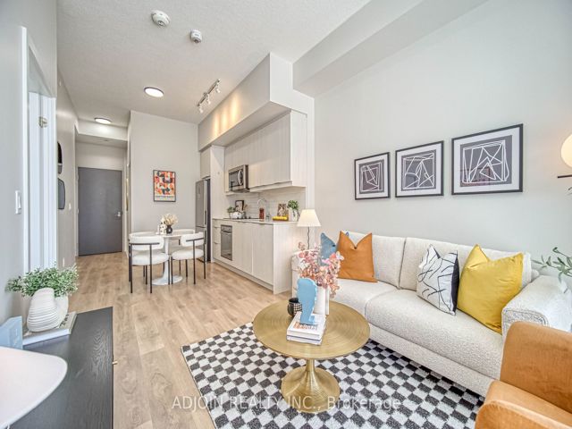 317 - 32 Forest Manor Rd