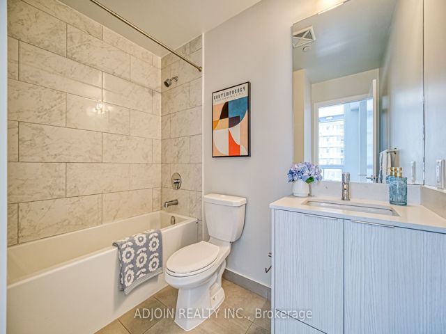 317 - 32 Forest Manor Rd