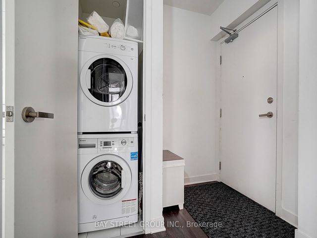 2903 - 15 Grenville St