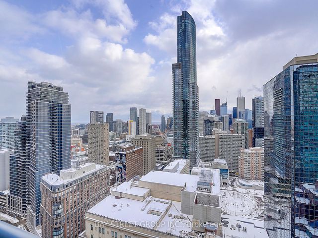 2903 - 15 Grenville St