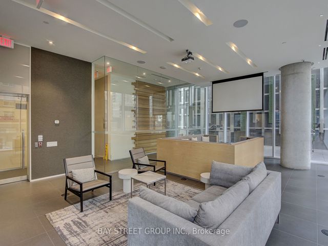 2903 - 15 Grenville St