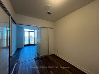 701 - 250 Lawrence Ave W