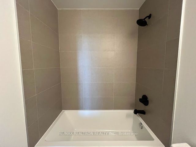 701 - 250 Lawrence Ave W