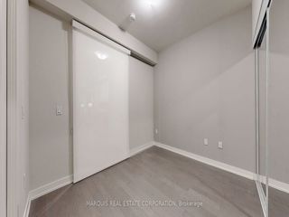 505-MainBR - 330 Richmond St W