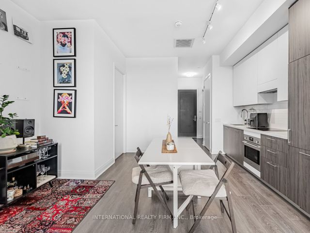207 - 33 Frederick Todd Way  W