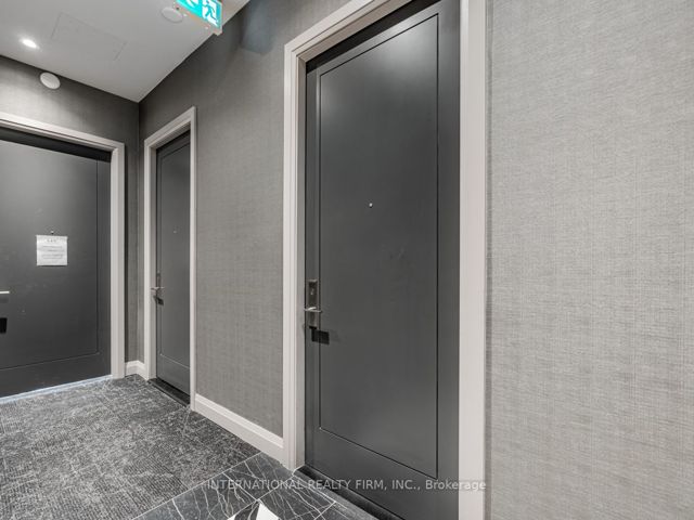 207 - 33 Frederick Todd Way  W