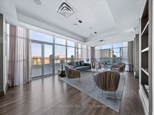 1811 - 501 St Clair Ave W