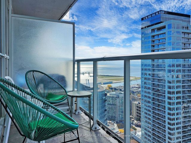 4012 - 75 Queens Wharf Rd