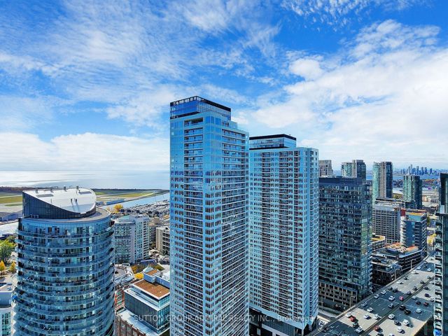 4012 - 75 Queens Wharf Rd