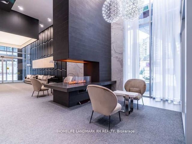 403 - 5180 Yonge St