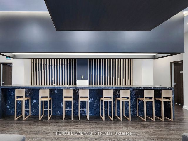 403 - 5180 Yonge St