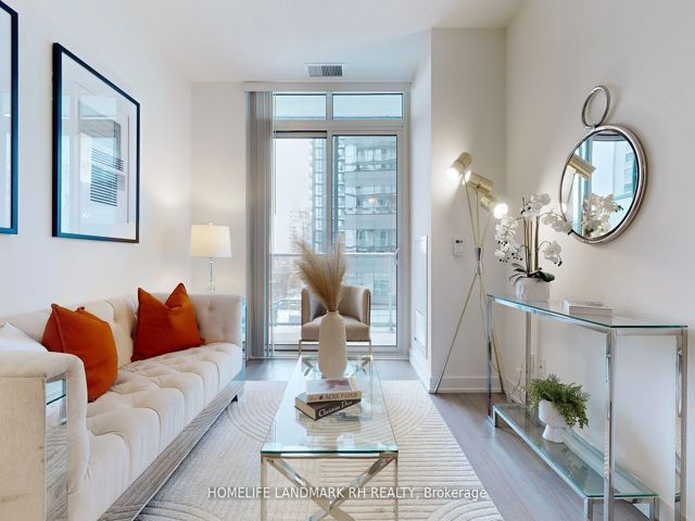 403 - 5180 Yonge St