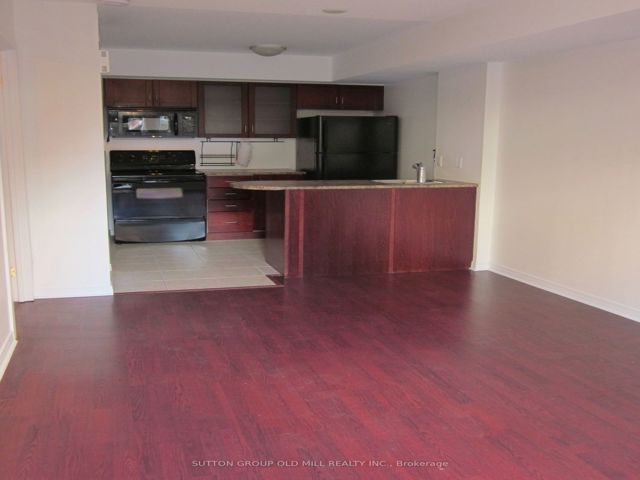 1218 - 21 Pirandello St