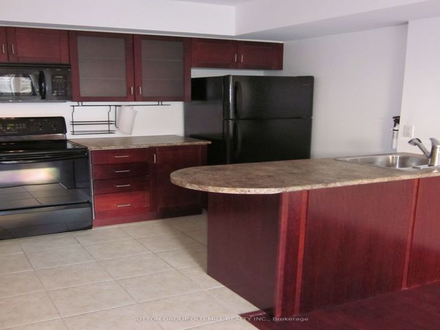 1218 - 21 Pirandello St