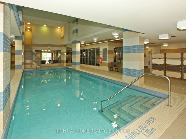2210 - 4978 Yonge St