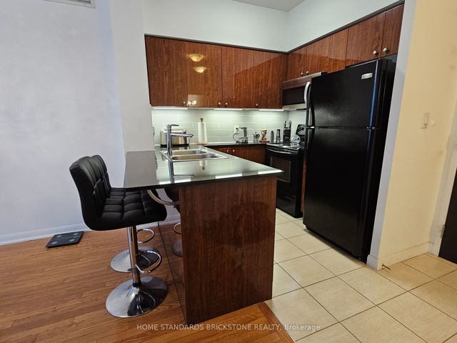 2301 - 5793 Yonge St E