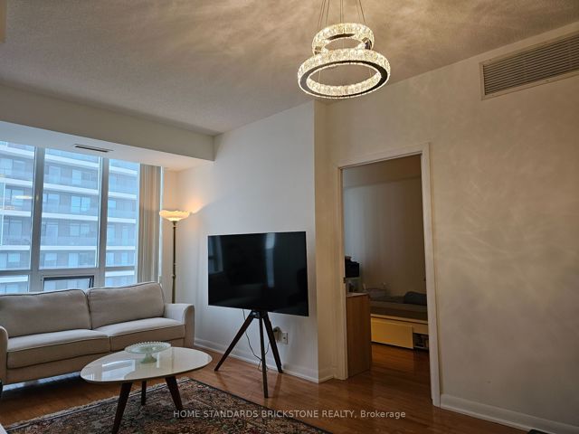 2301 - 5793 Yonge St E