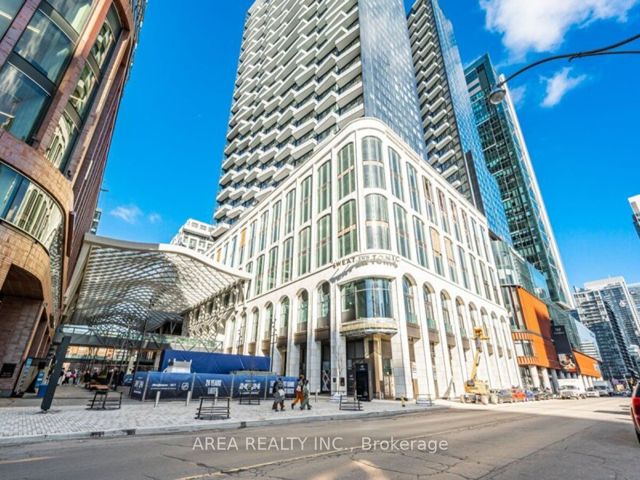 1406 - 470 Front St W