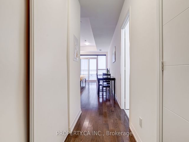 1003 - 460 Adelaide St E