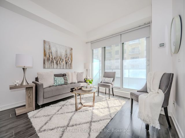 523 - 18 Rean Dr